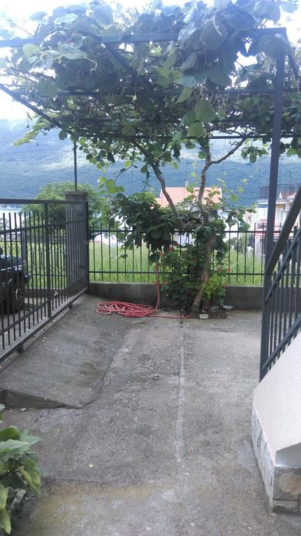Apartment Ruzica Krstic 赫尔采格诺维 外观 照片