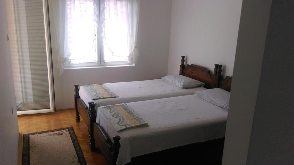 Apartment Ruzica Krstic 赫尔采格诺维 外观 照片